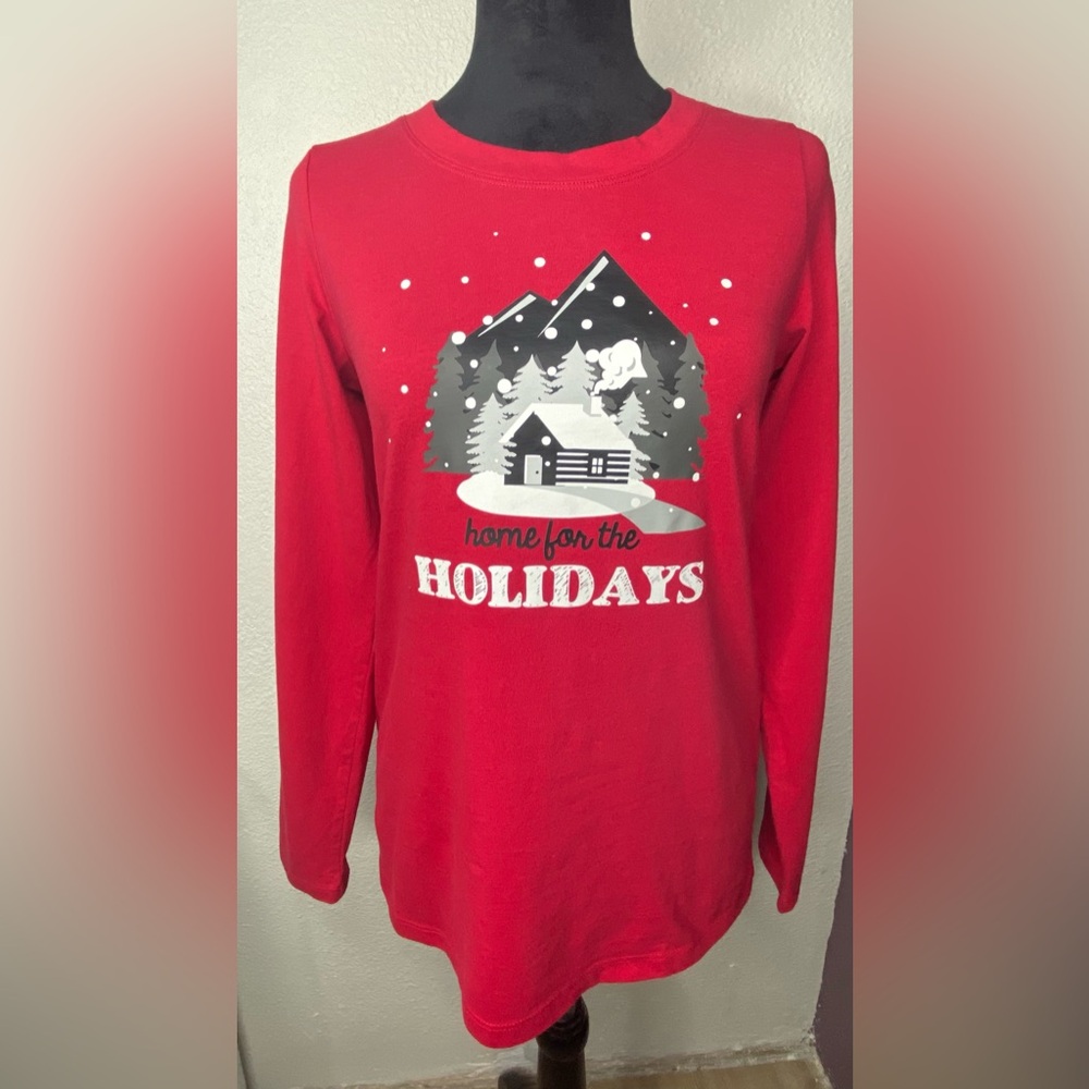 Macy's Red Holiday Pj Top Cabin Scene Women’s XS